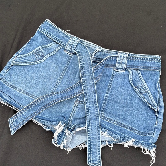 Express Denim Jean shorts, size 6 - Picture 1 of 2